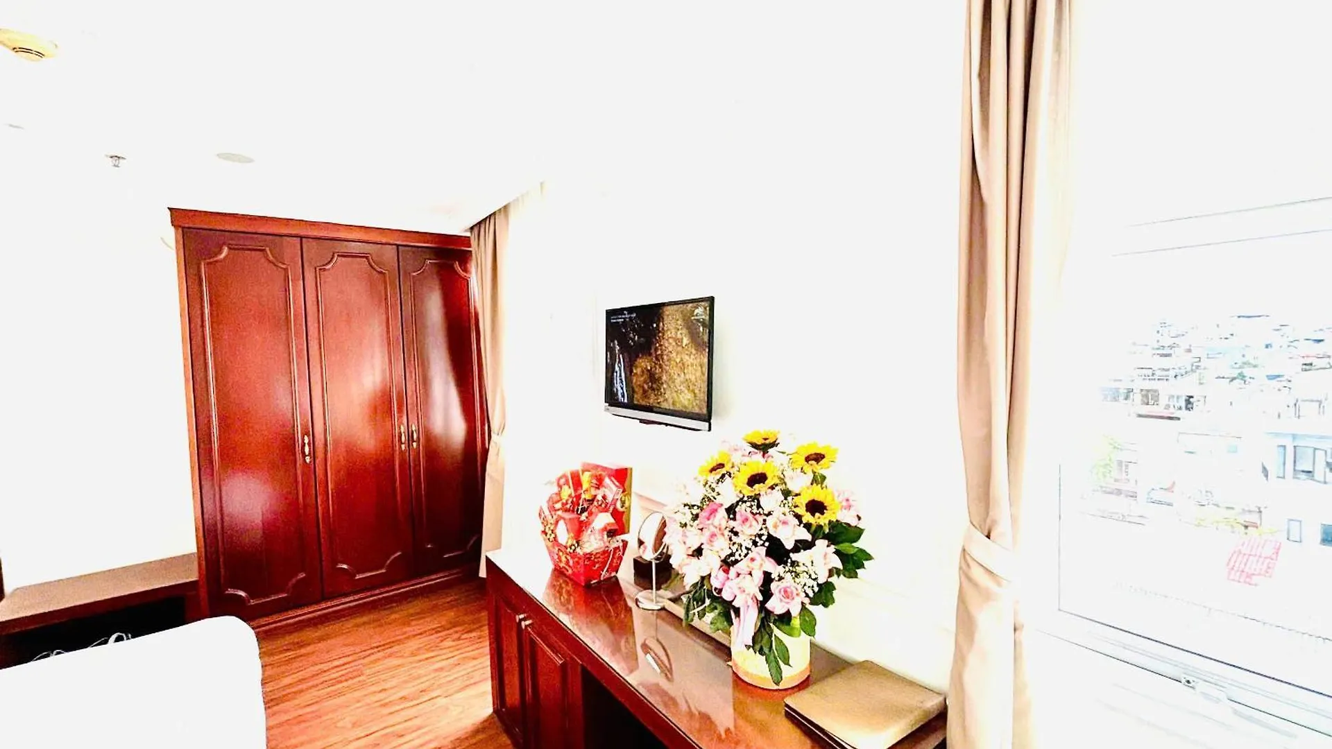 Orange Hotel - Very Close To Dragon Bridge, City Center, Always Friendly, Open 24Hours Welcome Da Nang 4*,  Vietnam