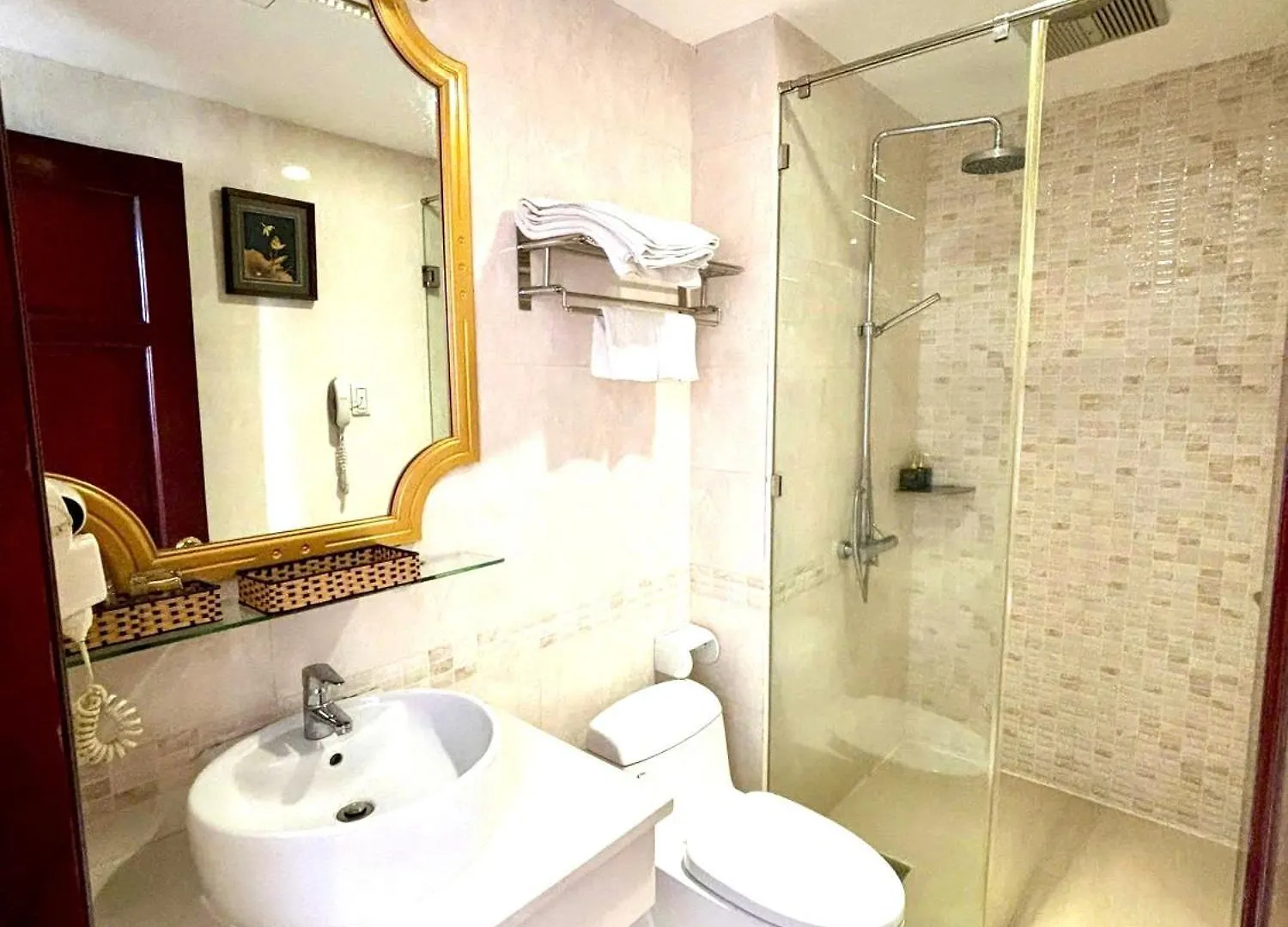 Orange Hotel - Very Close To Dragon Bridge, City Center, Always Friendly, Open 24Hours Welcome Da Nang