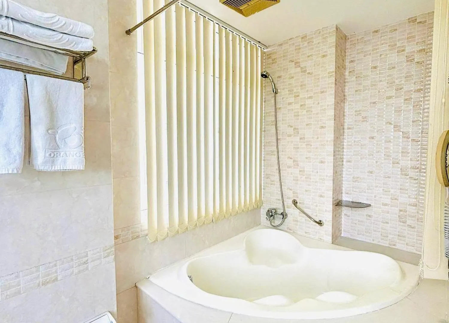 ****  Orange Hotel - Very Close To Dragon Bridge, City Center, Always Friendly, Open 24Hours Welcome Da Nang Vietnam
